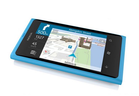 Lumia-800-4_9d5b7.jpg